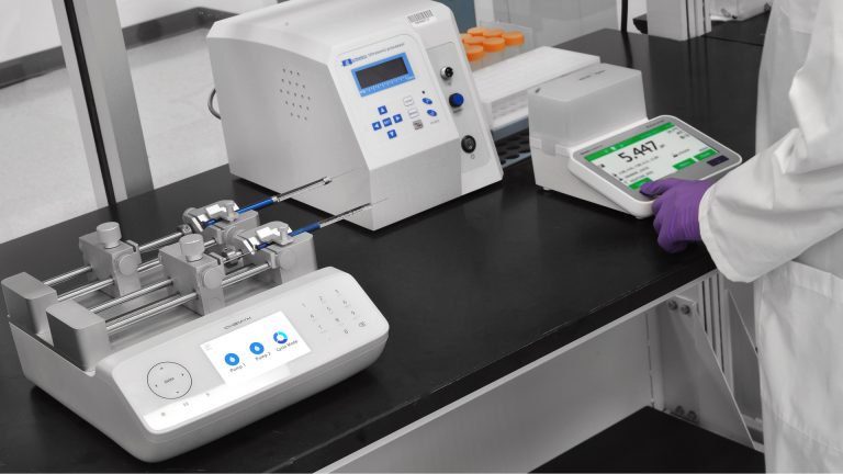 Chemyx Fusion 4000X with two independent pump channels for simultaneous infusion and withdrawal